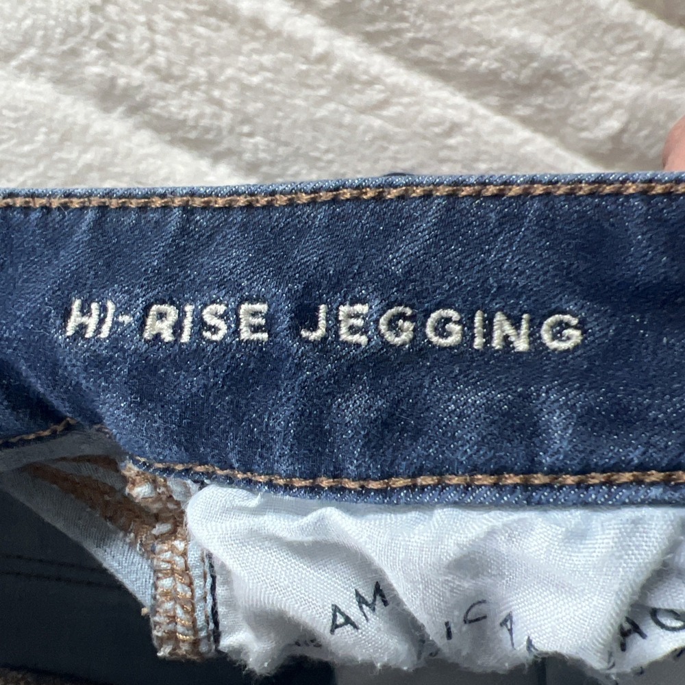 American Eagle Size 2 Short‎ 360 Next Level Stretch Hi-Rise Jegging Distressed - Picture 5 of 10